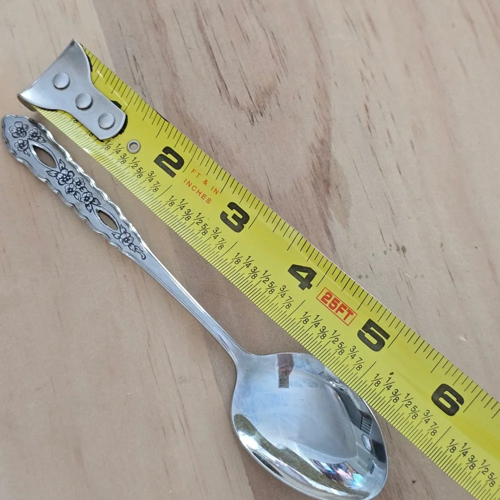 Proposal Oneida Deluxe Stainless‎ Spoon Floral Pattern Vintage 1980